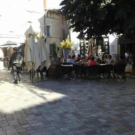 Bienvenue Au Centre Ville Arles Apartament Zewnętrze zdjęcie
